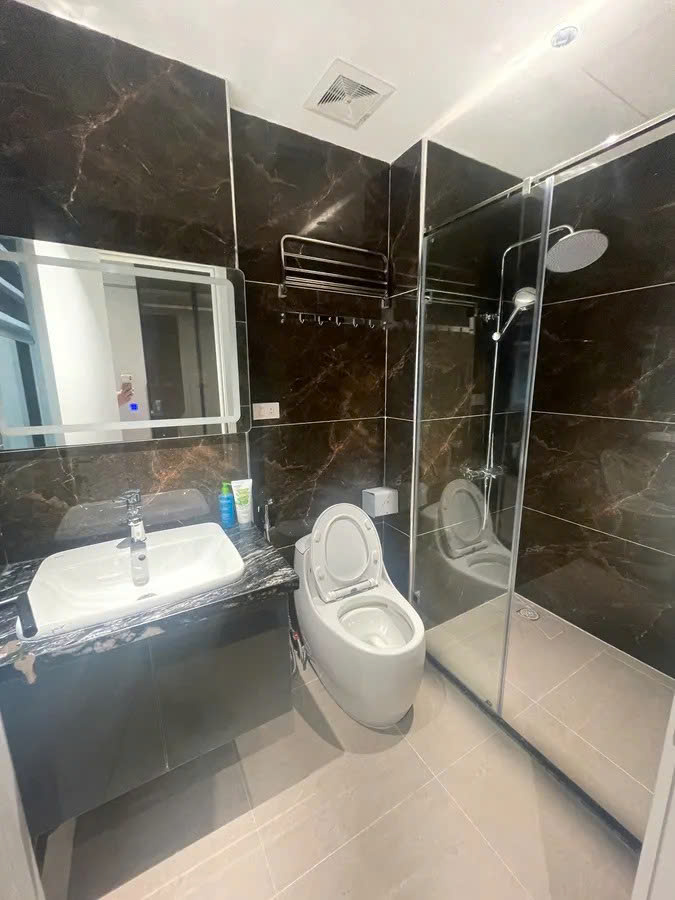 HOA HẬU 7 TẦNG MẶT NGÕ THÔNG Ô TÔ TRONG NHÀ  Phố Ngọc Thụy 35M2, mặt tiền 3.5m X 11.5 tỷ Long Biên. - Ảnh 2