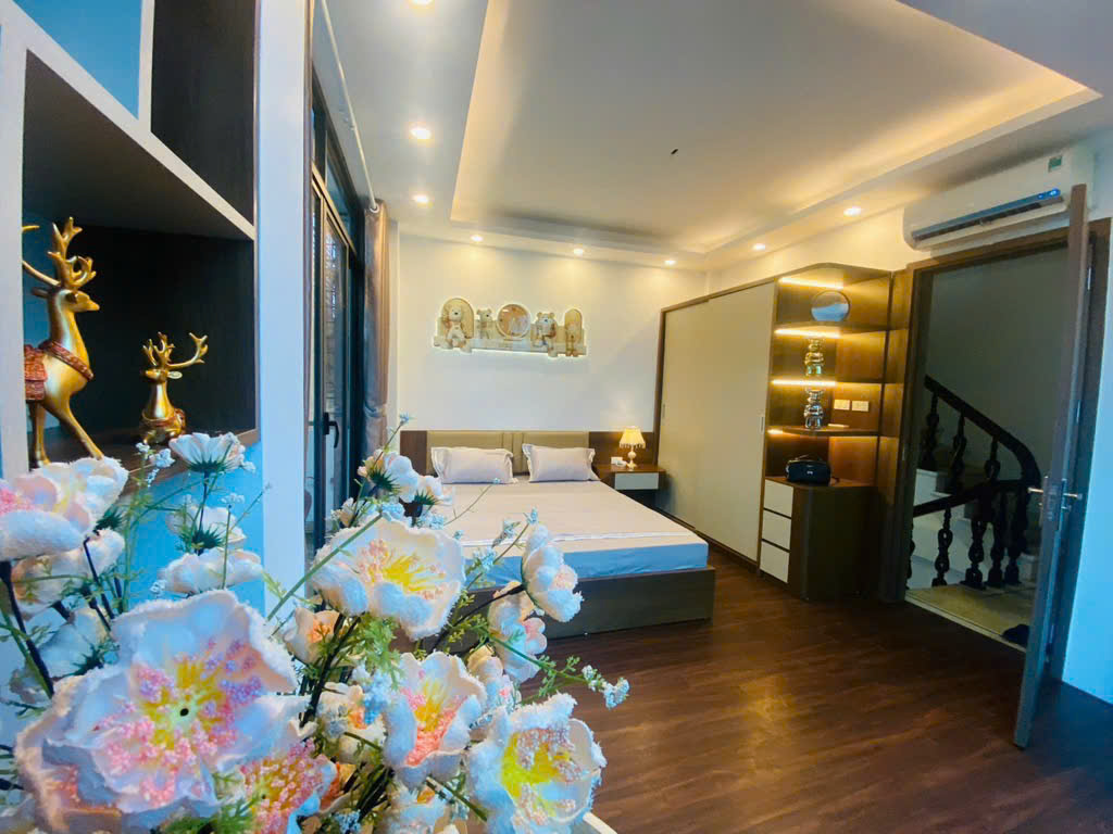 Căn góc – Trần Quốc Hoàn – 5 tầng – 36m² – 10.3 tỷ - Ảnh 2