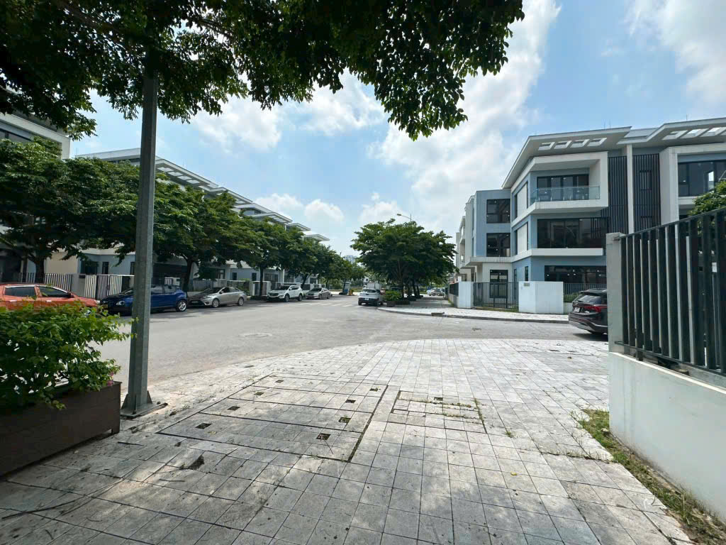 Bán biệt thự An Quý Villa Dương Nội, Hà Đông, 198m2, 4 tầng, MT 8m, 47ty TL - Ảnh 2
