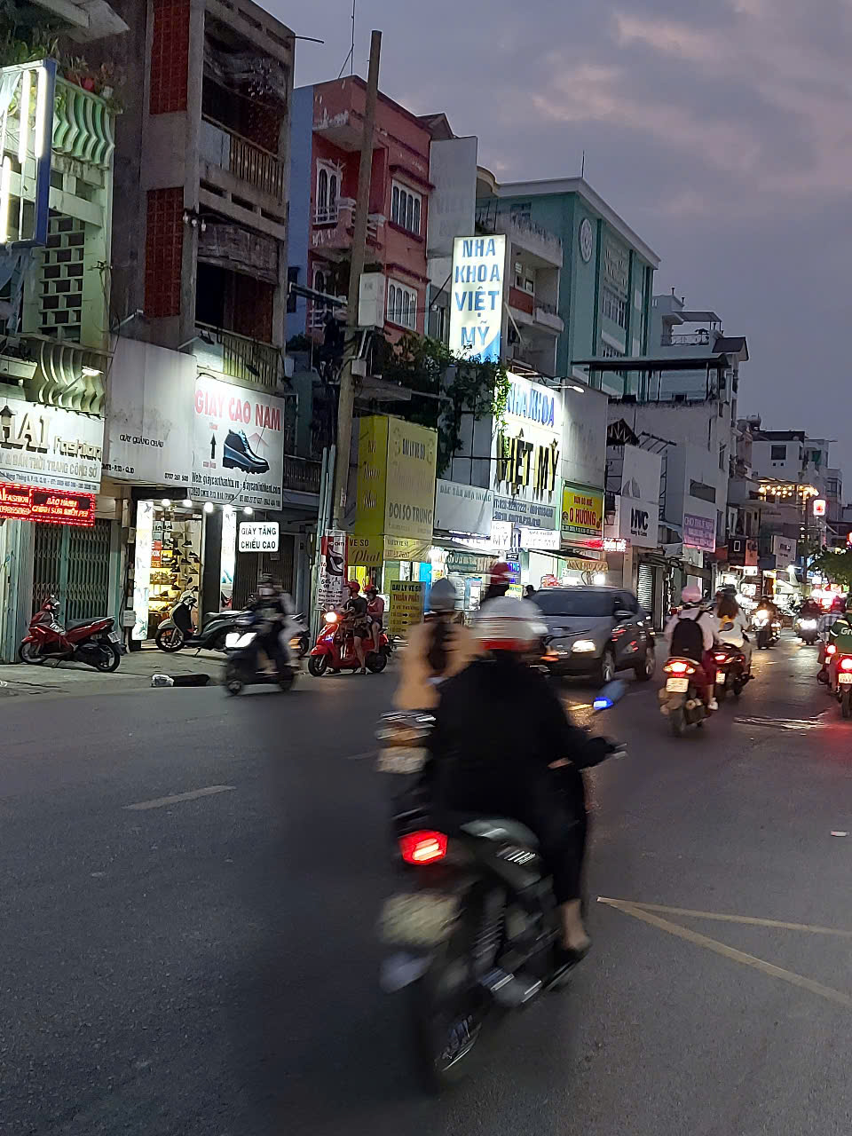 Bán nhà trung tâm Quận 3, Cách Mạng Tháng 8, kết cấu BTCT, tiện ích đầy đủ, chỉ 12 tỷ. - Ảnh 3