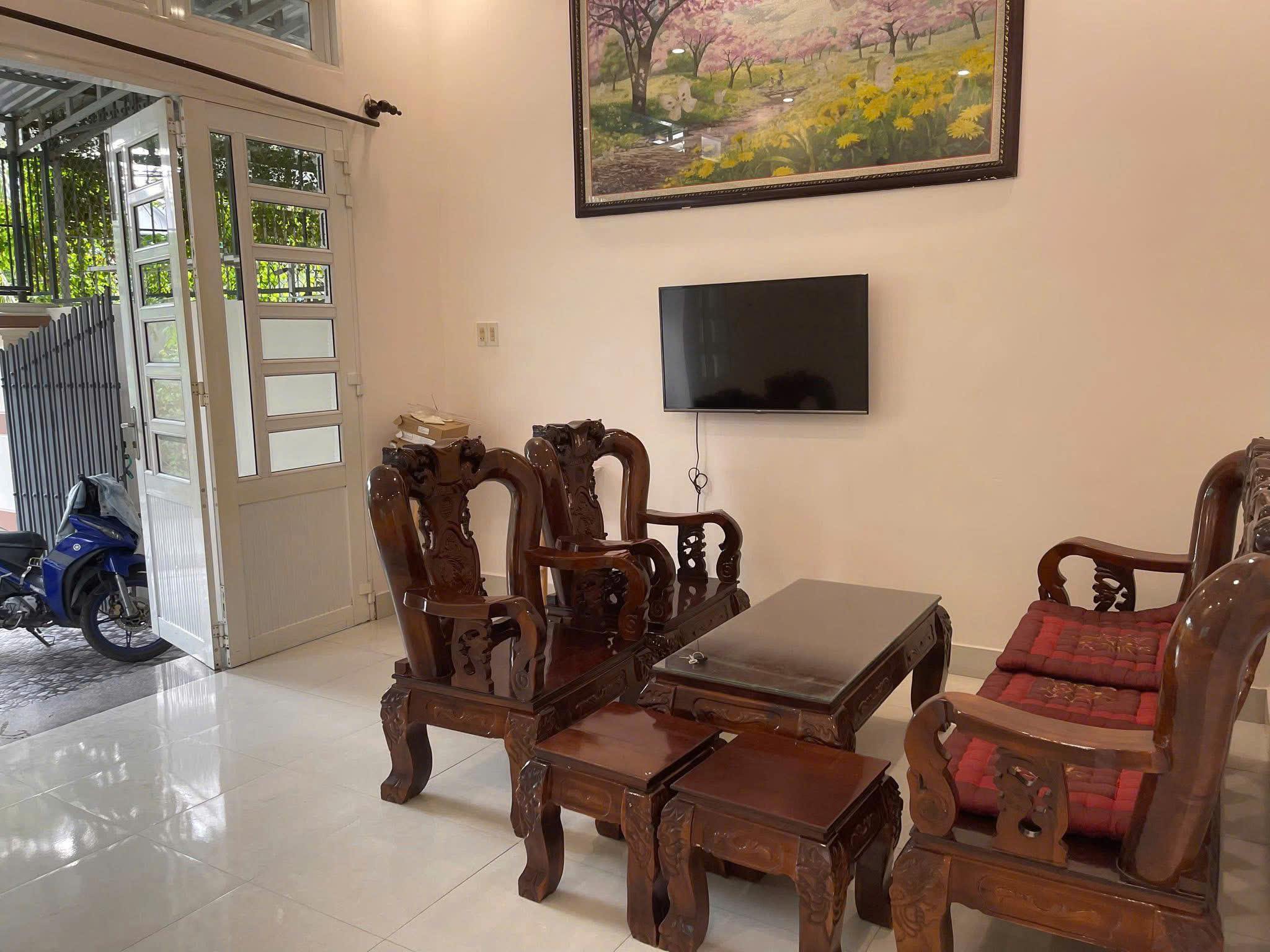 Bán nhà mặt tiền đường cầu bè Vĩnh Thạnh  Giá chỉ 3 tỷ 500 triệu – để lại toàn bộ nội thất<br> Vị trí - Ảnh chính