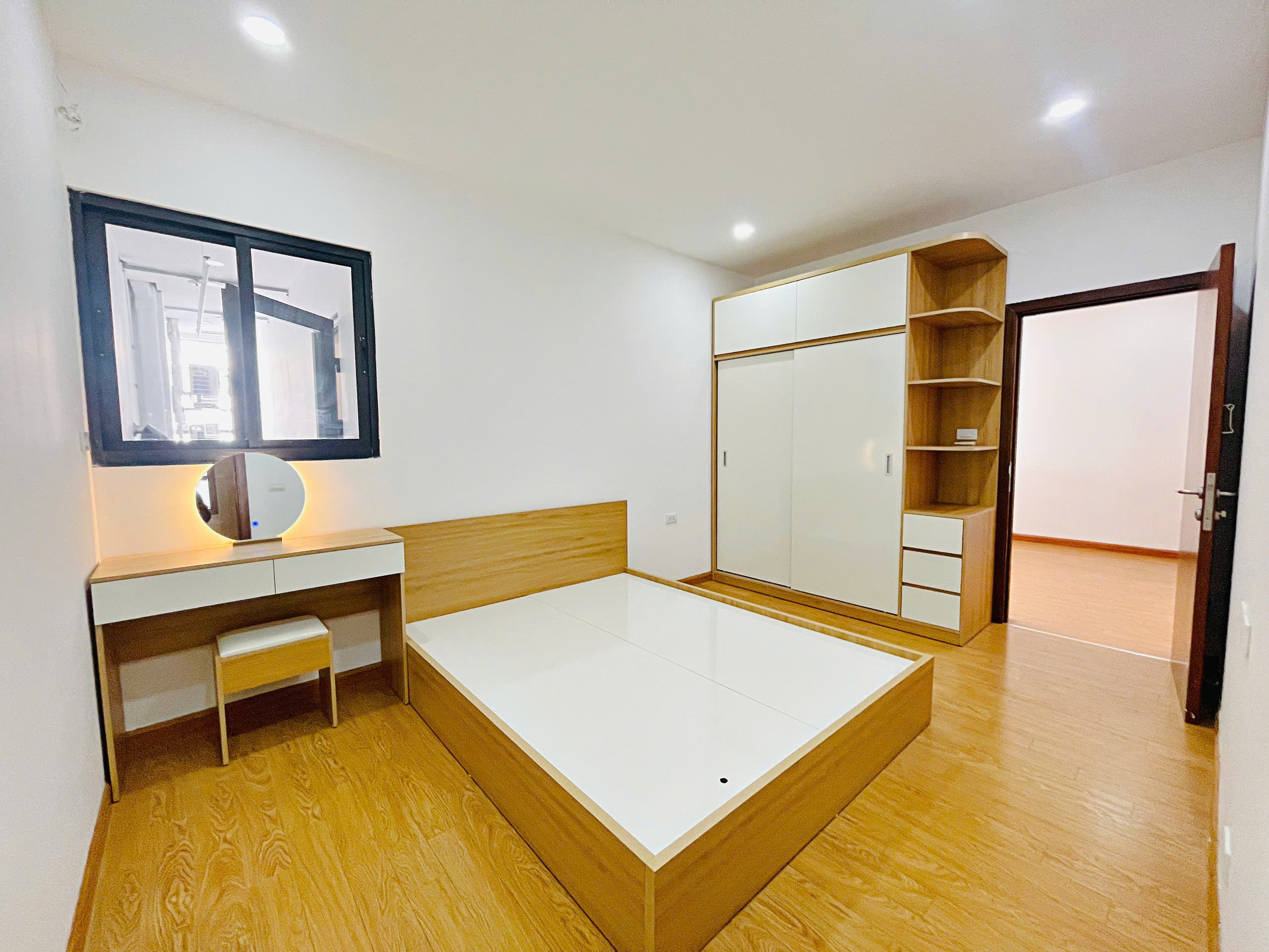 Bán căn hộ hiếm-chung cư Eco Lake View 32 Đại Từ, Hoàng Mai 76m2, 2 ngủ, 5ty1x - Ảnh 2