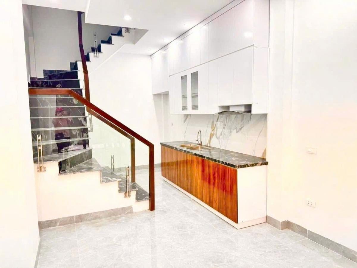 BÁN NHÀ HỒ TÙNG MẬU - GIAO THÔNG THUẬN LỢI , TIỆN ÍCH XUNG QUANH NHIỀU , NHIỀU ĐƯỜNG THÔNG - Ảnh 4