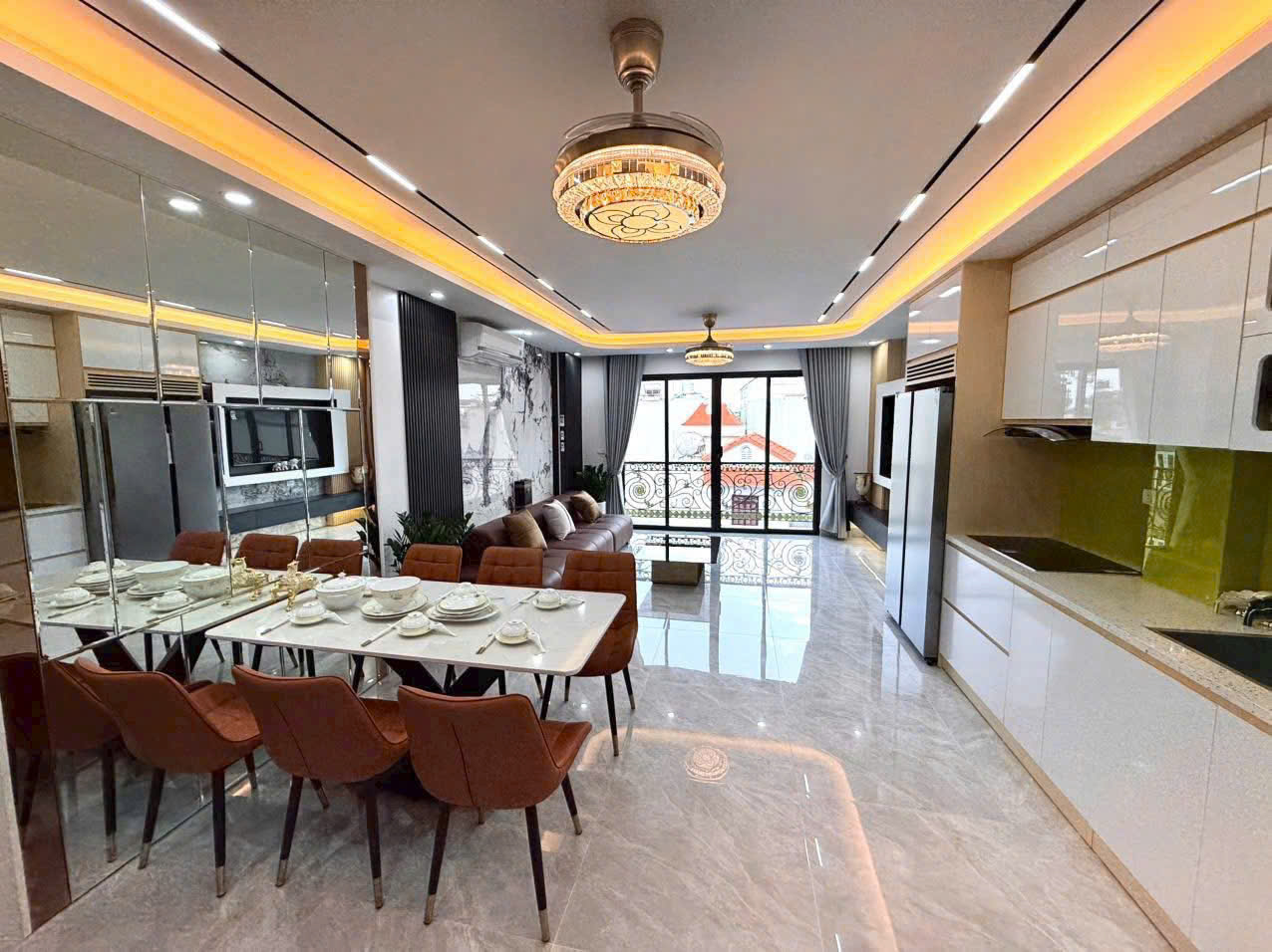Hoa hậu đón cầu Trần Hưng Đạo 6 tầng x 55m2 oto 7 chỗ , 2 thoáng vĩnh viễn thang máy. - Ảnh 2