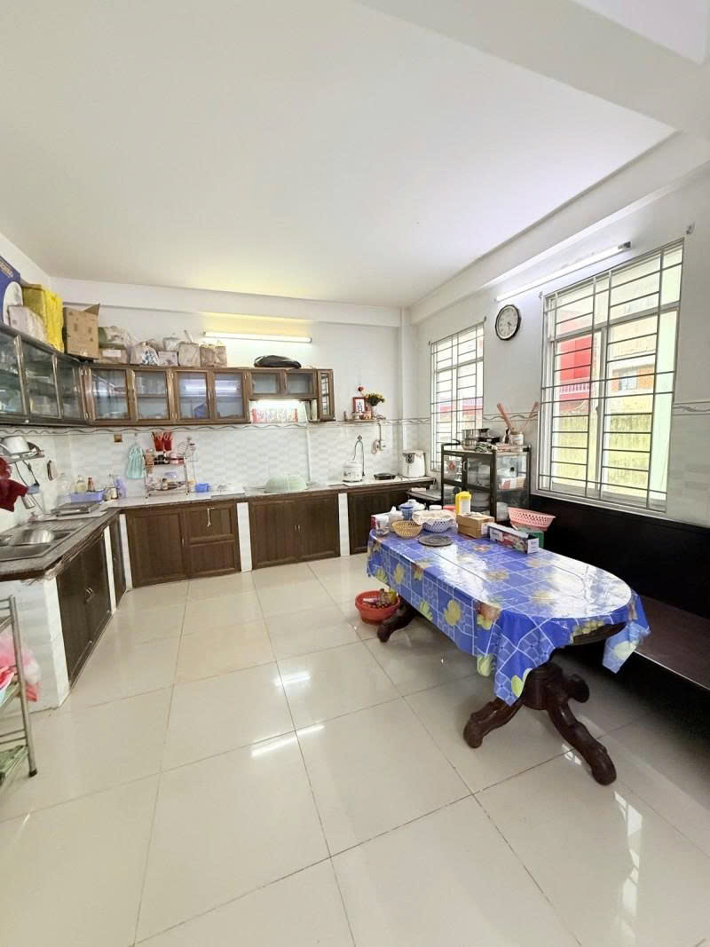 Bán nhà Hẻm Nguyễn Thị Nhỏ, gần Nguyễn Chí Thanh, Lò Siêu, 7,5x16m, 4 T - 6PN, 10.99 tỷ - Ảnh 3