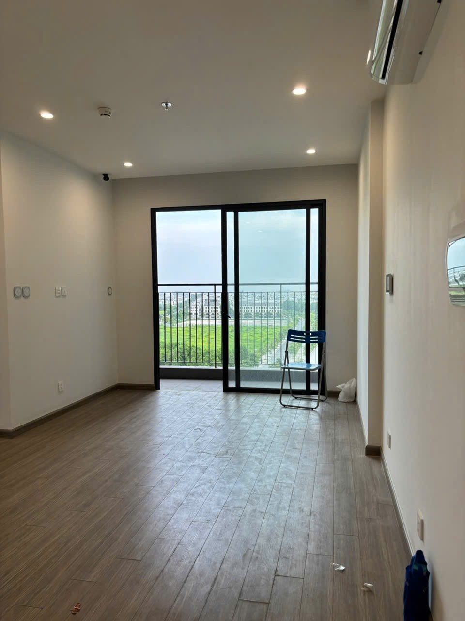 Chính Chủ Cho Thuê Nhà Chung Cư CAO CẤP Tại Toà P3 - Tòa CH The Pavilion Vinhomes OCP1 Gia Lâm - Ảnh 2