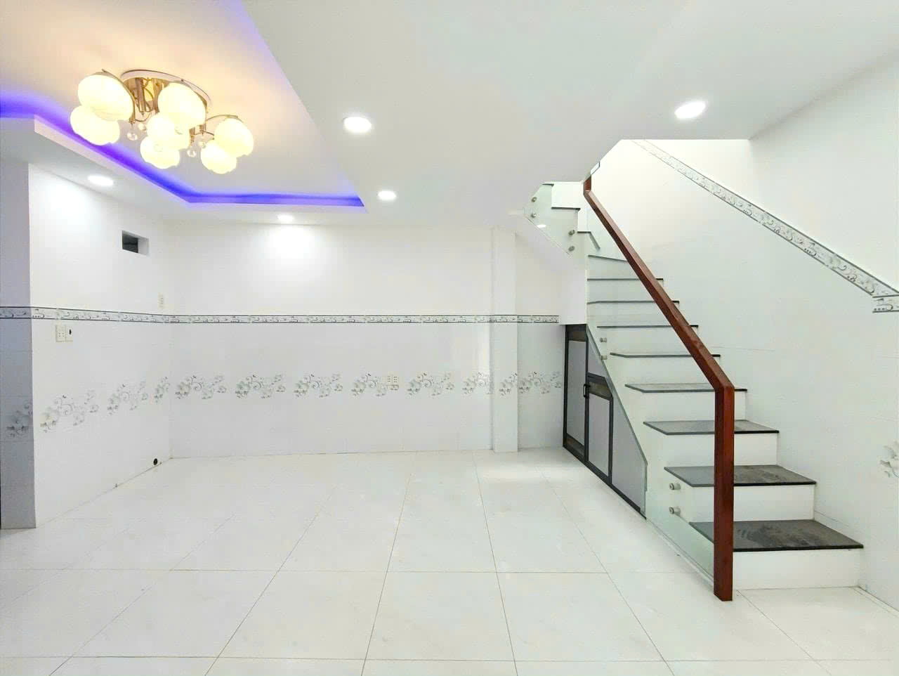 Nhà 2 tầng hẻm 314 Âu Dương Lân P3Q8. Giá 3,5 tỷ TL - Ảnh 3