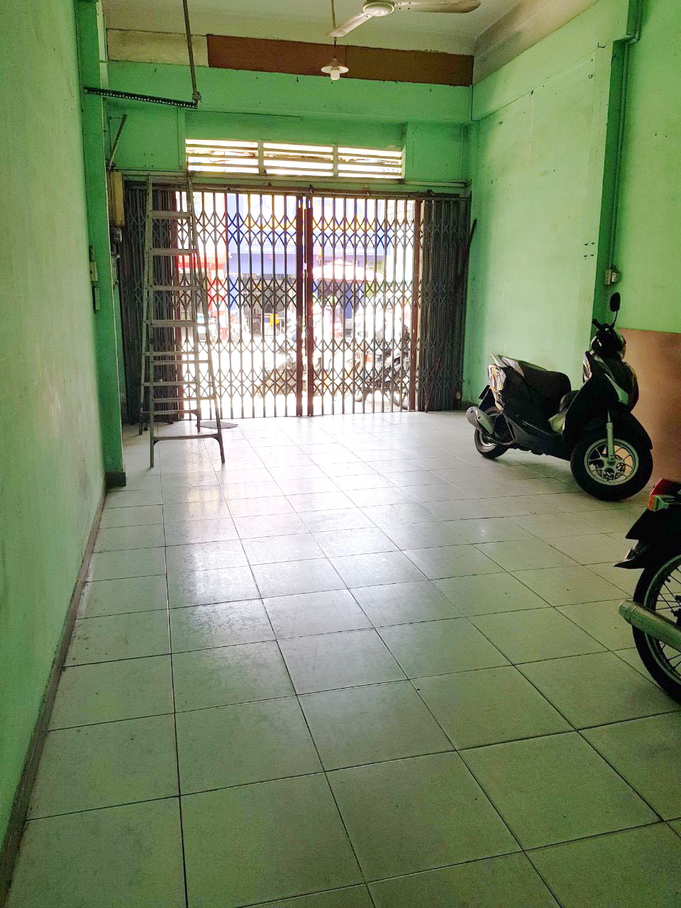 Nhà 4 tầng vuông vức mặt tiền đường Trần Phú P4Q5. Giá: 19 tỷ - Ảnh 1