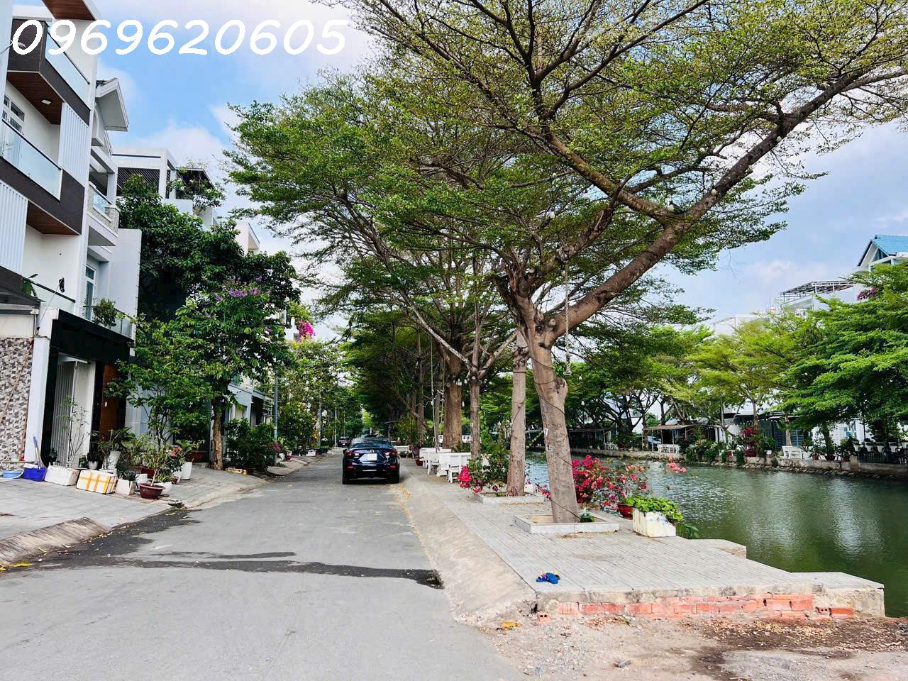 Bán Nhà Huỳnh Tấn Phát Quận 7, dòng tiền lên đến 600 triệu / năm, nhỉnh 6 tỷ. Gọi ngay Vinh Nhà Phố - Ảnh chính
