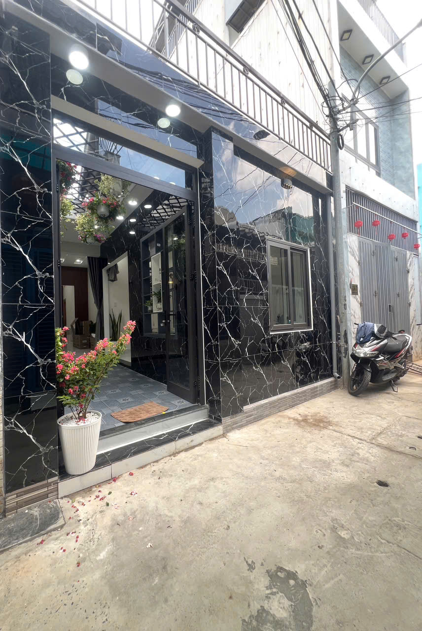 ♪ Nhà kiệt thẳng 30m ra MT Trường Chinh 80m2, ngang 5, C4 2PN, 2.75 tỷ - Ảnh 1