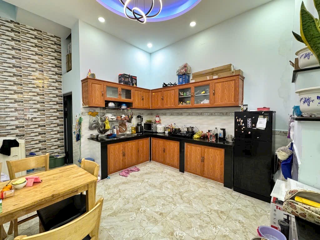 NHÀ ĐẸP - HXH THÔNG SÁT MT - GẦN CHỢ PHẠM VĂN BẠCH & QUANG TRUNG GV - 60M² - 2 TẦNG CHỈ 5.X TỶ - Ảnh 2