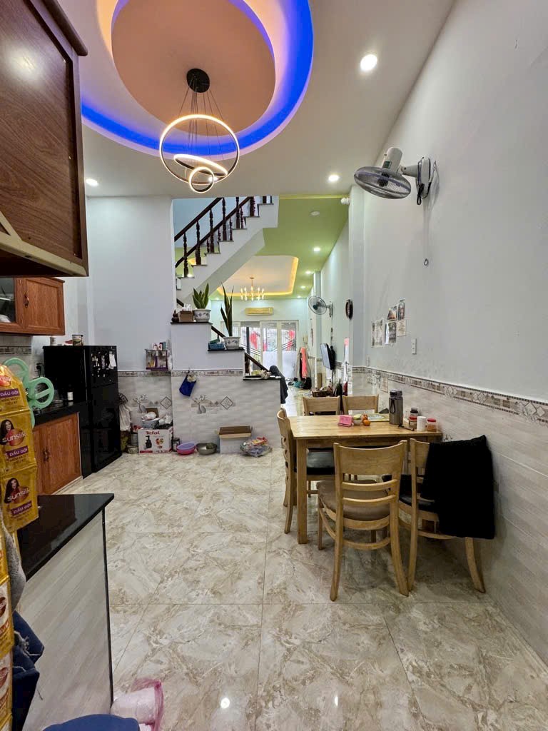 NHÀ ĐẸP - HXH THÔNG SÁT MT - GẦN CHỢ PHẠM VĂN BẠCH & QUANG TRUNG GV - 60M² - 2 TẦNG CHỈ 5.X TỶ - Ảnh 3