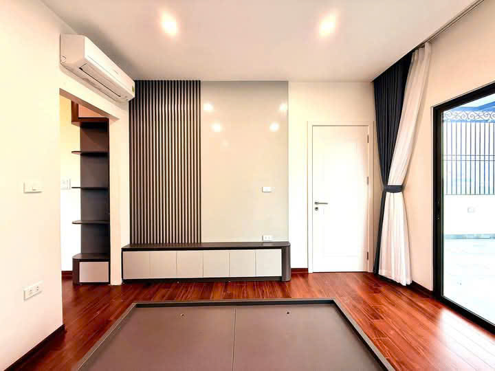 Bán nhà 50m², 7 tầng, 10PN, 10WC, Tân Mai - Hoàng Mai - 13.5 tỷ Chung Cu MiNi  Dòng Tiền - Ảnh chính