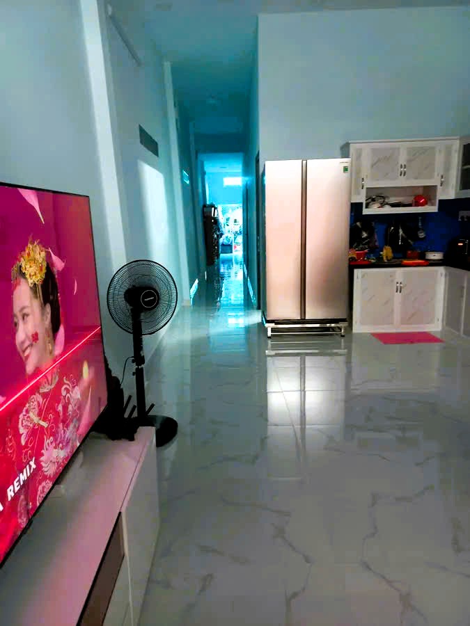 Bán nhà đẹp đối diện Vạn Phúc City, 130m2, hẻm xe hơi, giá chỉ hơn 7 tỷ - Ảnh 3
