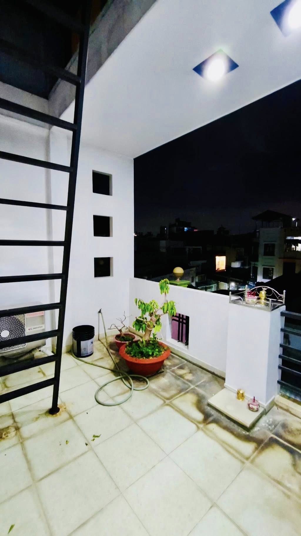 GIÁP TÂN BÌNH - Q11 - NHÀ ĐẸP 4 TẦNG - HẺM XE HƠI THÔNG - 56M CHỈ NHỈNH 8 - Ảnh 4