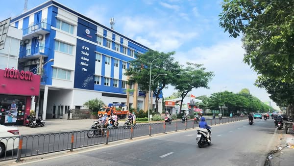 Nhà HXH Đường Lý Thường Kiệt Quận 10 Phường 14. - Ảnh 1