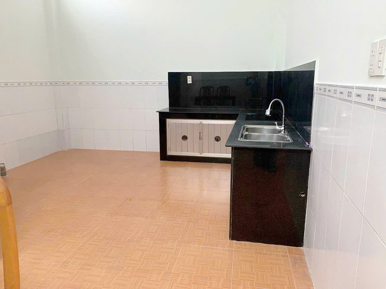 BÁN NHÀ 2 TẦNG KHU TĐC ĐƯỜNG Ô TÔ NGÔ ĐẾN NGỌC HIỆP <br>Vị trí :  Cách trường mầm non, trường tiểu - Ảnh 1