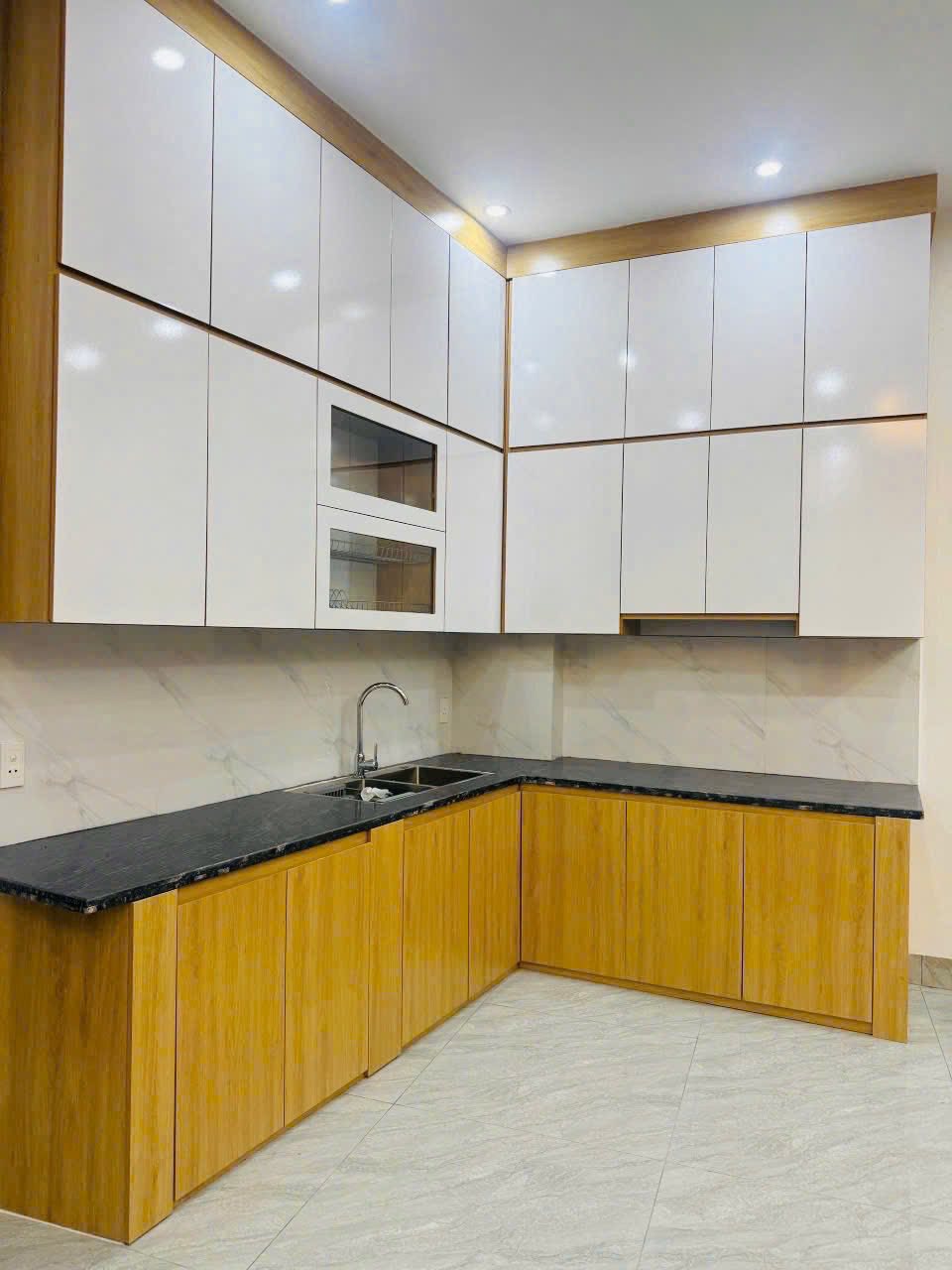 Bán nhà 3 tầng, 41m2, 3 ngủ ngõ phố Nguyễn Thị Duệ, ph Thanh Bình, TP Hải Dương, 2.3x tỷ - Ảnh 4