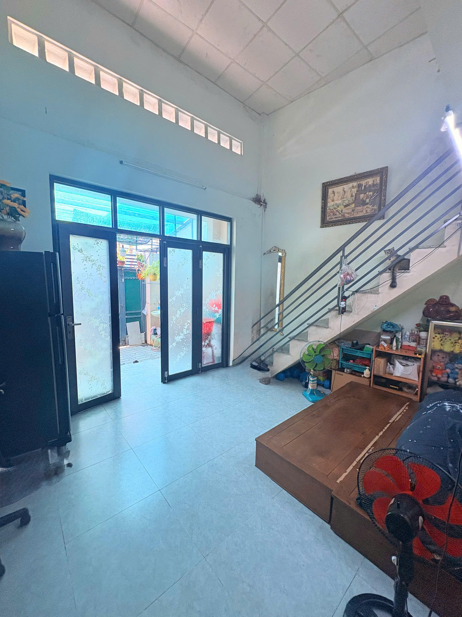 BÁN NHÀ GÁC LỬNG HẺM PHONG CHÂU - VĨNH THÁI , NHA TRANG CHỈ 2Tỷ<br>•Vị trí: đường 2 xe máy, hẻm thông - Ảnh 3