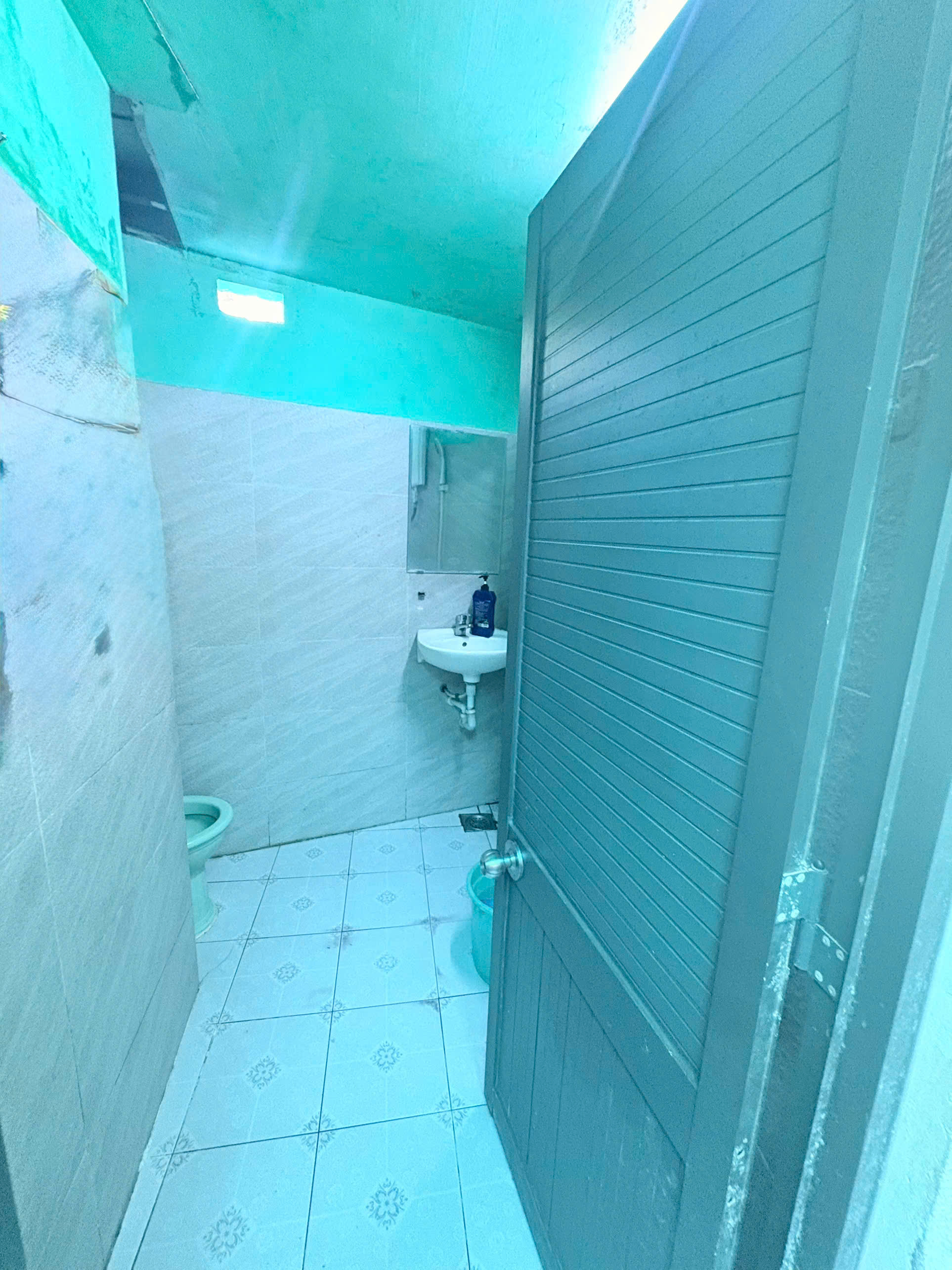 BÁN NHÀ GÁC LỬNG HẺM PHONG CHÂU - VĨNH THÁI , NHA TRANG CHỈ 2Tỷ<br>•Vị trí: đường 2 xe máy, hẻm thông - Ảnh 2