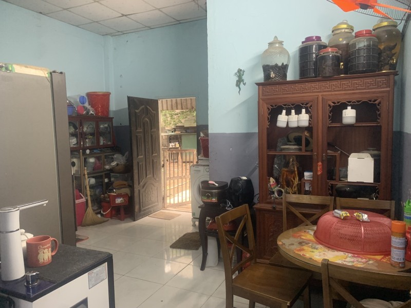 Bán nhà 90m2 Dĩ An,Đường nhựa xe tăng đua thông thoáng,SHR thổ cư 100% - Ảnh 2