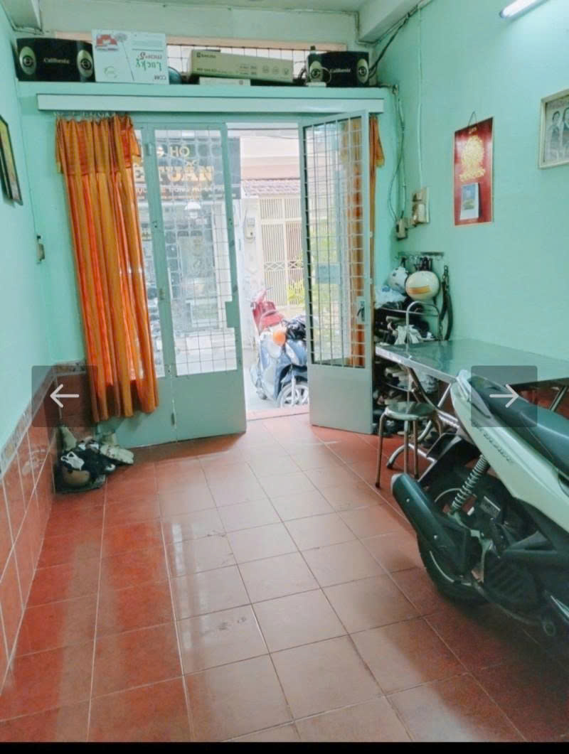 HÀNG VIP NGAY TT Q10-NGUYỄN TIỂU LA NHÀ ĐẸP NHỈNH HƠN 6 TỶ-HẺM XE HƠI 7 CHỖ-THÔNG TƯ TUNG - Ảnh 2