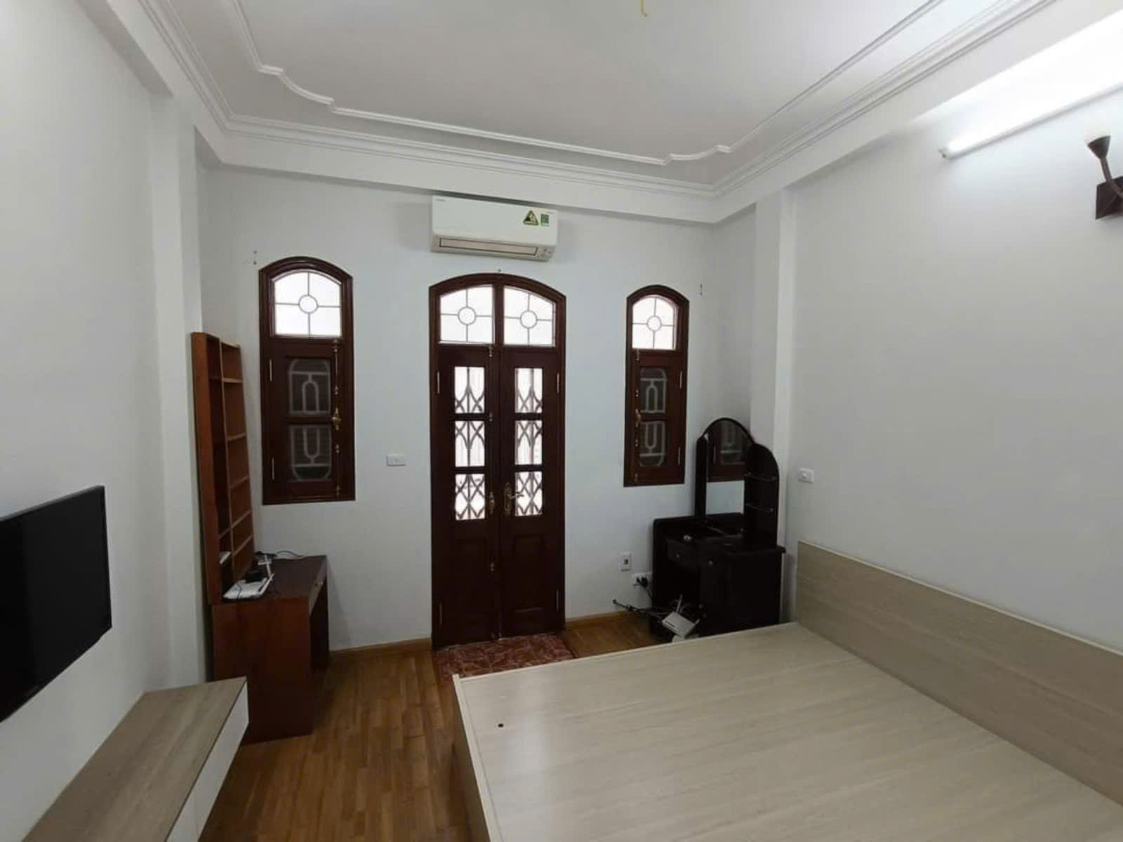 Hiếm! Lô đất vàng Trường Chinh 60m, mặt ngõ to, kinh doanh sầm uất, thông Tôn Thất Tùng, chỉ 18.2 - Ảnh 2