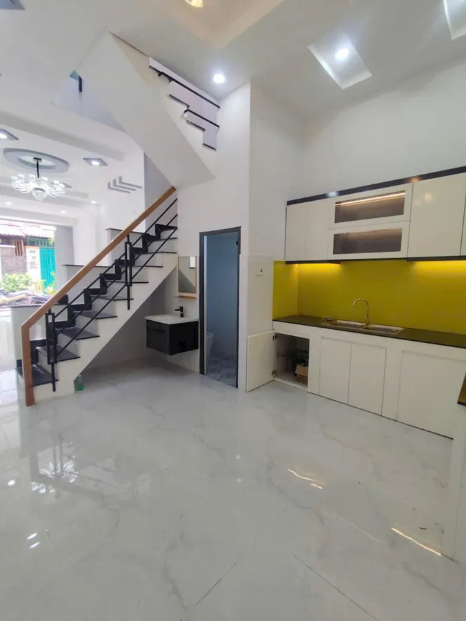 BÁN GẤP NHÀ HẺM 114 Miếu Gò Xoài 51 MÉT  GIÁ 5 tỷ Bình Tân Hồ Chí Minh -NHÀ 2 TẦNG - HXH - MỚI TINH - Ảnh 2