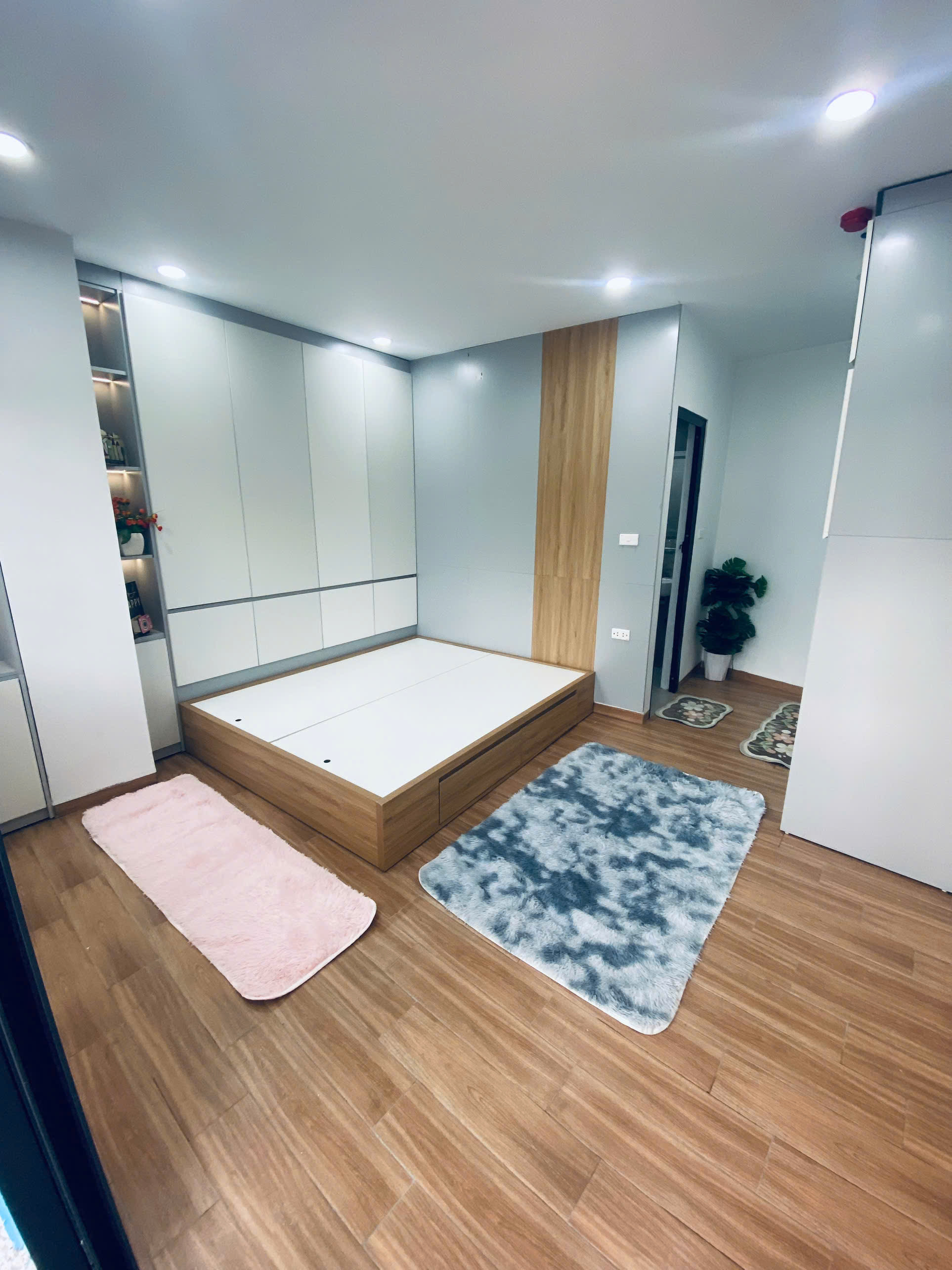 (Cực hiếm) Căn hộ Studio 25m2 cao cấp mới khai trương tại ngõ 103 Pháo Đài Láng - Nội thất cao cấp - Ảnh 1