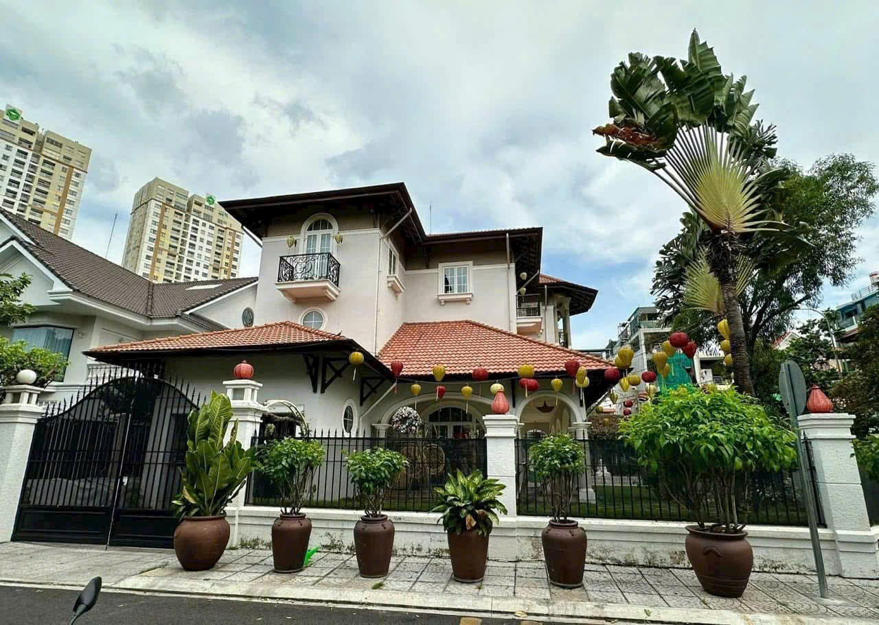 Bán biệt thự 146E19 Nguyễn Văn Hưởng Phường Thảo Điền Quận 2 - Ảnh chính