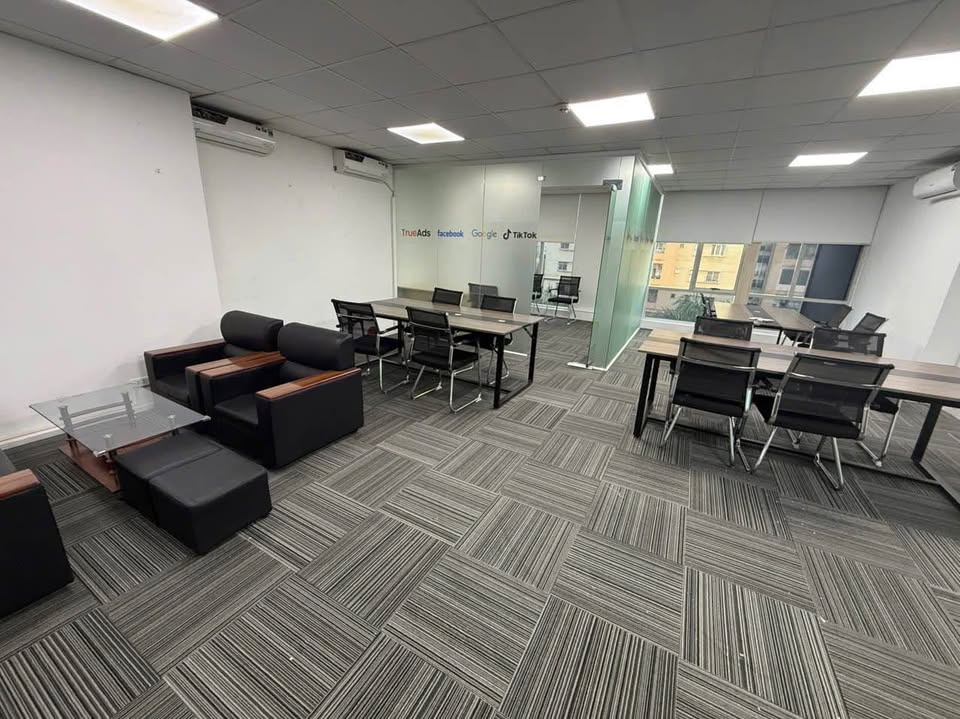 BÁN GẤP NHÀ PHỐ NGUYÊN HỒNG, PHÂN LÔ Ô TÔ ĐỖ CỬA_DT 70M2, 4 TẦNG, MT 6M, 28TỶ - Ảnh 1