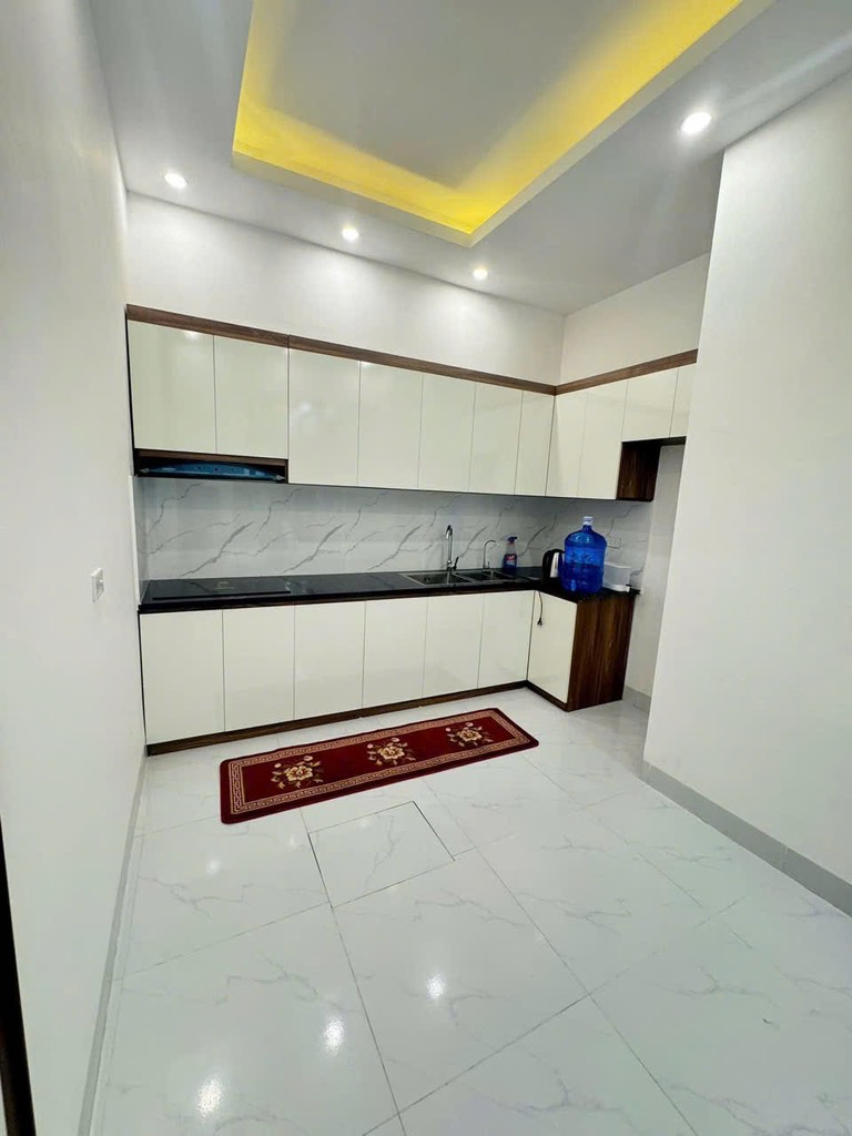 Bán nhà Đội Cấn, Ba Đình, ngõ nông ba gác, 41m2, 4 tầng, Mt 3.5m, chỉ 8.99 tỷ - Ảnh 1