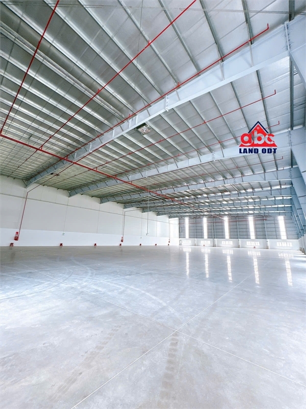 XT435 nhà xưởng cho thuê ổn định lâu dài thu hút nhiều DN FDI, bàn giao liền - Ảnh 1