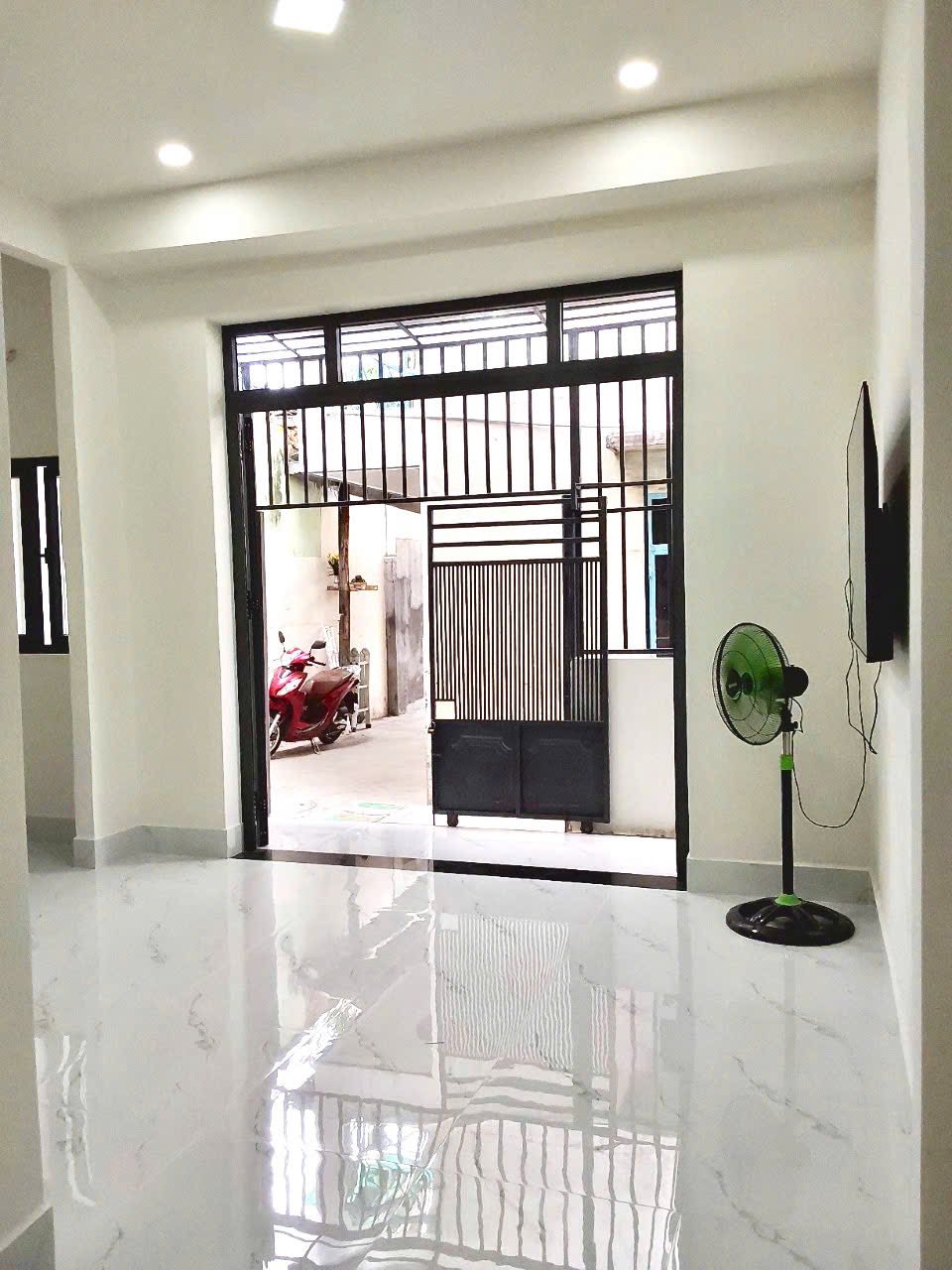 BÁN NHÀ 2 TẦNG TTTP HẺM PHAN ĐÌNH GIÓT PHƯƠNG SÀI 3TY290 - Ảnh 2