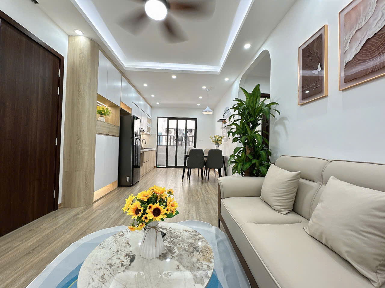 Bán căn hộ chung cư bán đảo Linh Đàm, Hoàng Liệt, Hoàng Mai 56m2 chỉ nhỉnh 2 tỷ - Ảnh 1