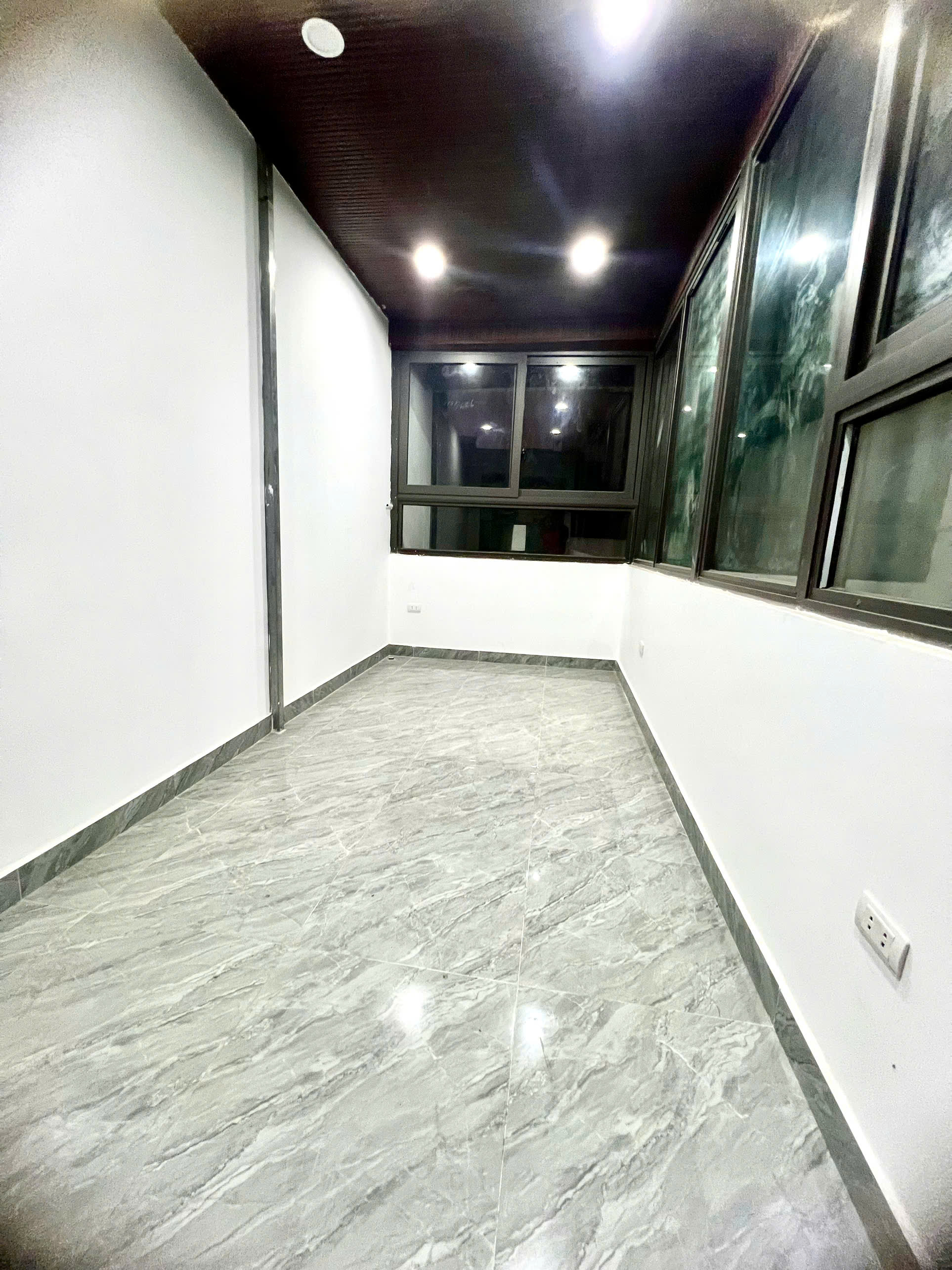 BÁN MẶT PHỐ VIP THỤY KHUÊ TÂY HỒ VỈA HÈ RỘNG KINH DOANH ĐỈNH 38M2 x4T CHỈ 17.5TỶ CTL - Ảnh 1