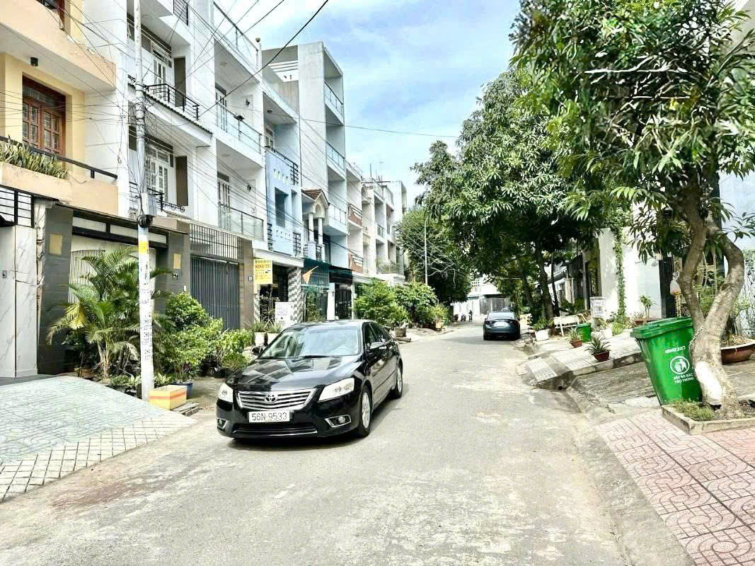 MẶT TIỀN 4 TẦNG - ĐƯỜNG NHỰA 10M- KINH DOANH - LÀM VĂN PHÒNG- KHU NAM HÙNG VƯƠNG - BÌNH TÂN - 5PN( - Ảnh chính