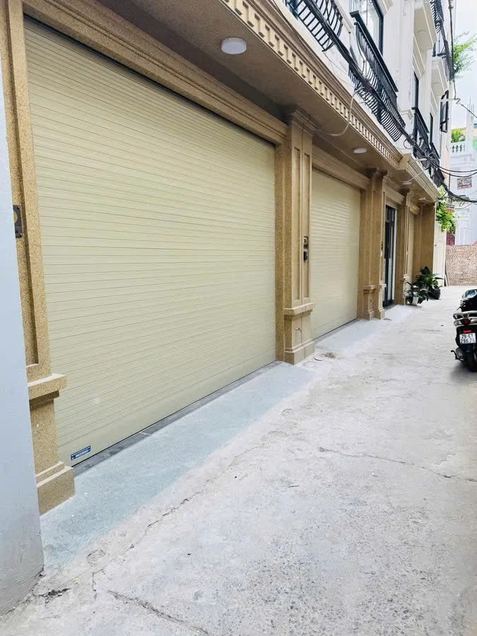 NHÀ MỚI FULL NỘI THẤT ĐẸP Ô TÔ NGỦ TRONG NHÀ  Phố Trạm-Long Biên 37m2 X 6 tầng 10 tỷ. - Ảnh 3