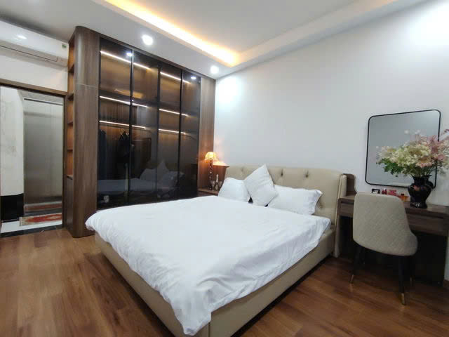 NHÀ MỚI NGÕ THÔNG Ô TÔ Phố Đề Đề-Long Biên 40m2 X 6 tầng, mặt tiền 5m,11.2 tỷ. CÓ THƯƠNG LƯỢNG. - Ảnh 3