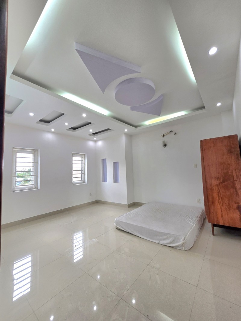 Bán Biệt Thự 162m2, 3 tầng, 5PN, 6WC, Dương Văn Cam, Linh Tây, Thủ Đức - 12.65 tỷ - Ảnh 3