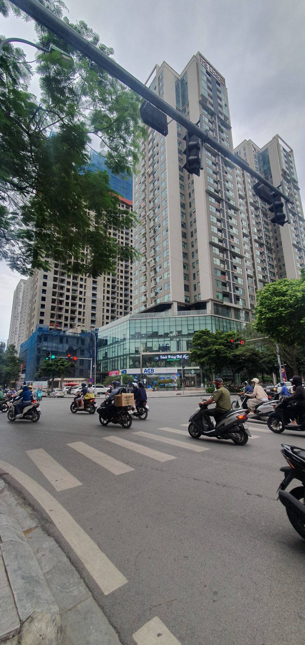 Bán chung cư 63 Ngụy Như Kon Tum, 76m2, 5.5tỷ - Ảnh chính