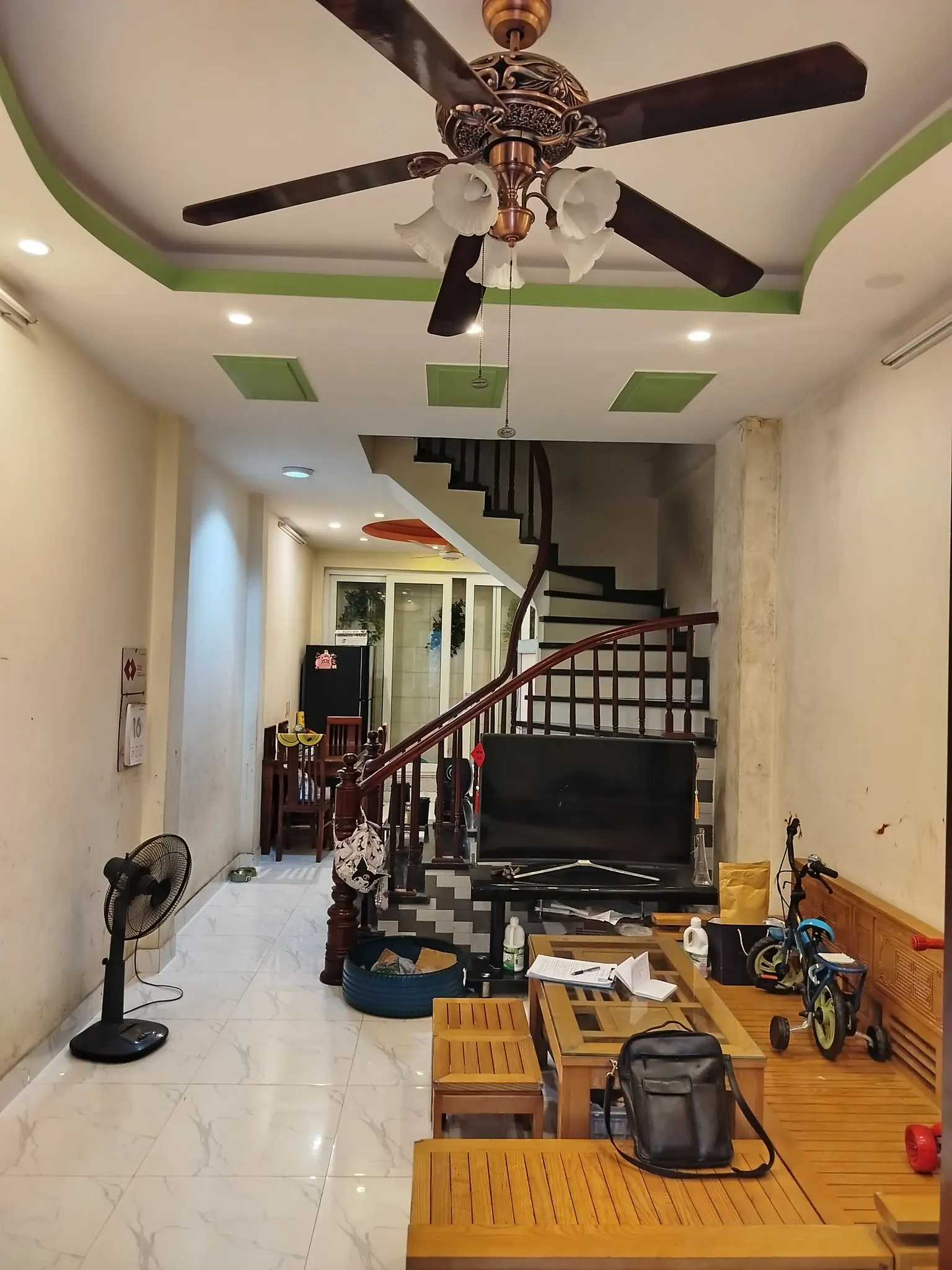 Bán NHà Đường 8/3 38.2m2. 4 tầng. mặt tiền 3.6m.  giá 8.98 tỷ Hai Bà Trưng Hà Nội - Ảnh 1