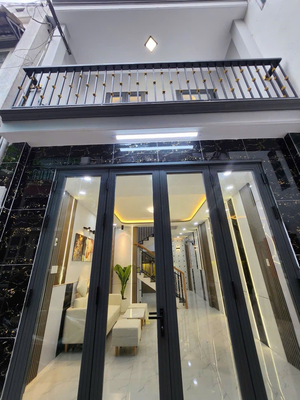 CHỦ NỢ NGÂN HÀNG CẦN BÁN GẤP NHÀ BỜ KINH T14, BÌNH CHÁNH, 60M2, GIÁ 900TRIỆU, SHR - Ảnh chính