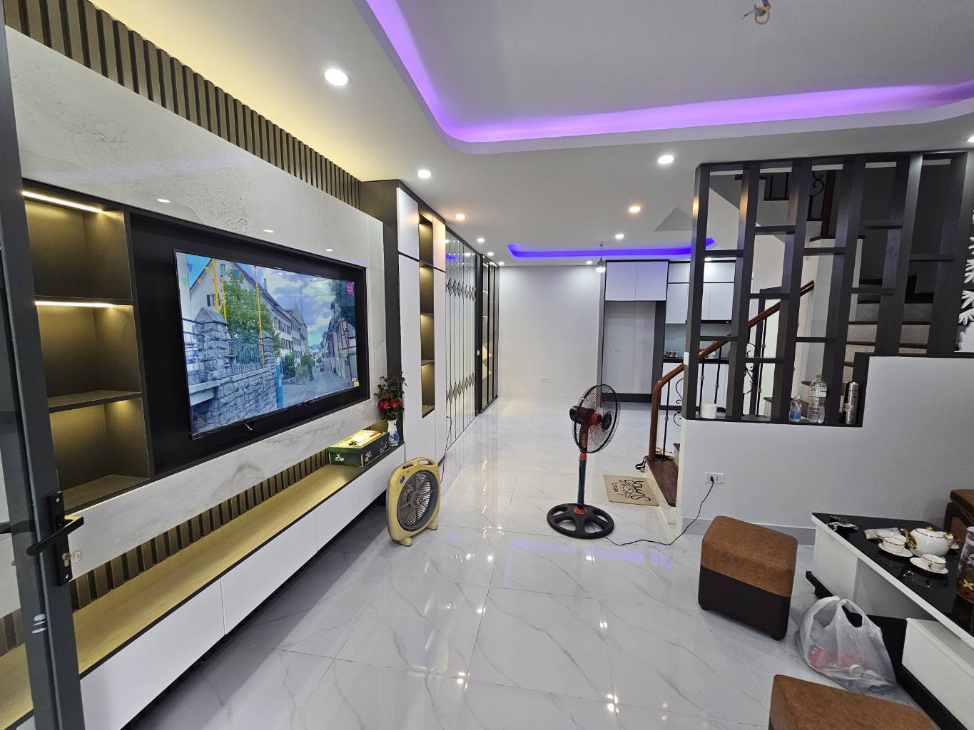 Thổ Quan 51m, thiết kế hiện đại, nội thất cao cấp, vị trí đẹp, gần mặt phố - Ảnh chính