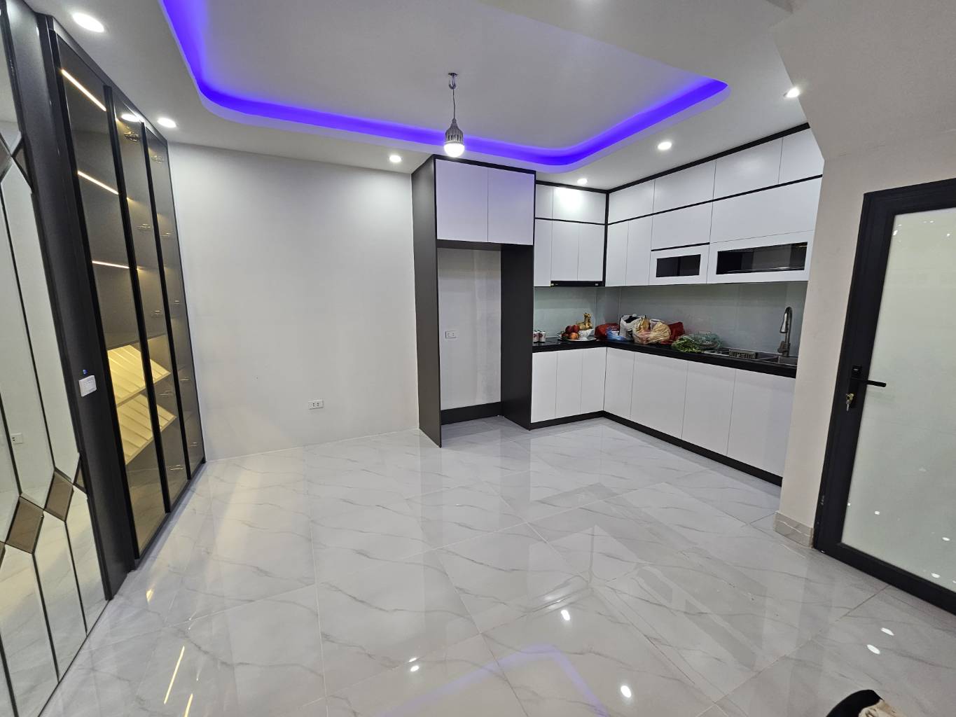 Thổ Quan 51m, thiết kế hiện đại, nội thất cao cấp, vị trí đẹp, gần mặt phố - Ảnh 1