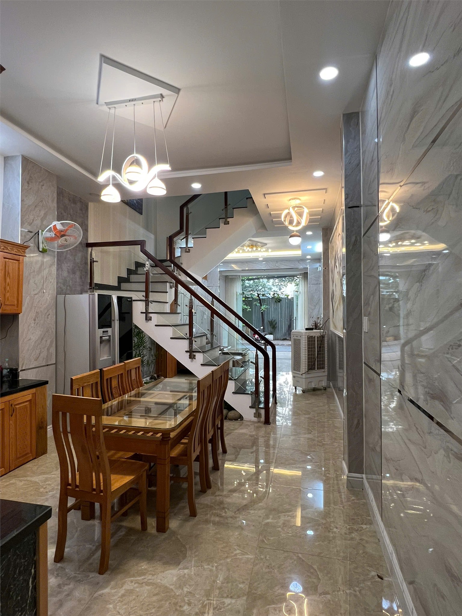 NHÀ ĐẸP- GIÁ TỐT-  Chính chủ cần bán nhà Vị Trí Đẹp Tại Tân Bình, TP Hồ Chí Minh - Ảnh 1