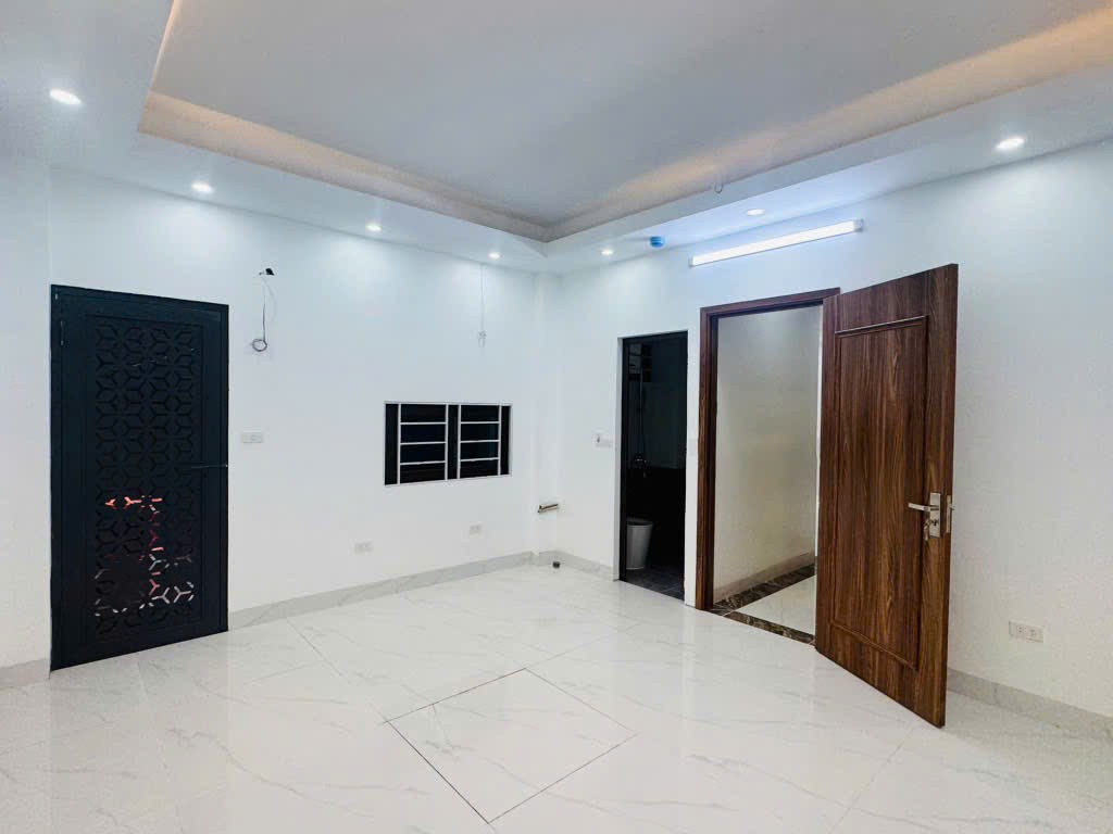 BÁN NHÀ CỔ NHUẾ – CÁCH PHỐ 20M – 2 MẶT NGÕ THOÁNG – CHỦ NHÀ CẦN BÁN SỚM - Ảnh 2