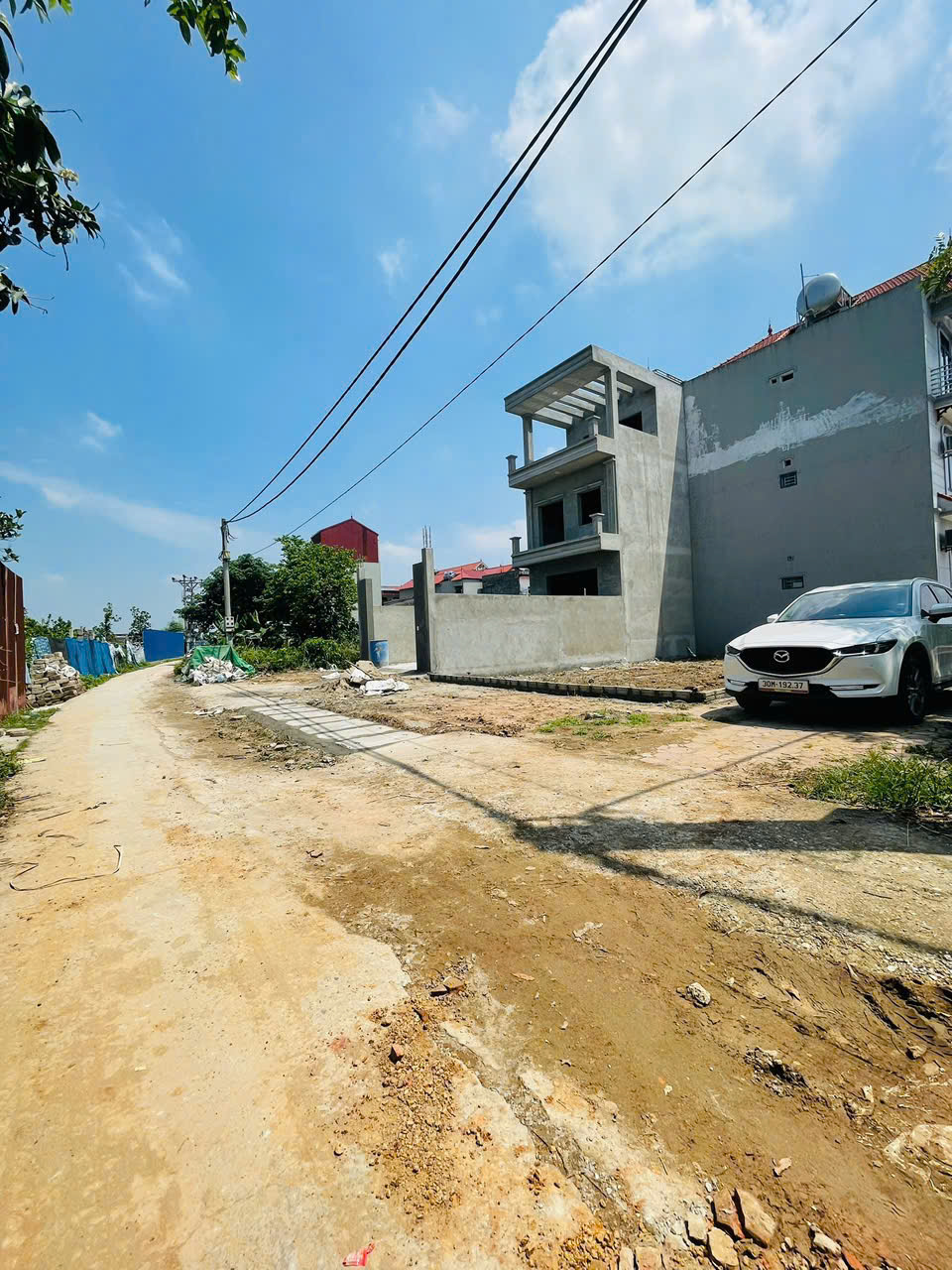 HOT !!! SỞ HỮU NGAY LÔ ĐẤT ĐẤU GIÁ - LÔ GÓC 2 MẶT TIỀN ĐẸP - GIÁ TỐT - Vị Trí Đắc Địa - Ảnh 1