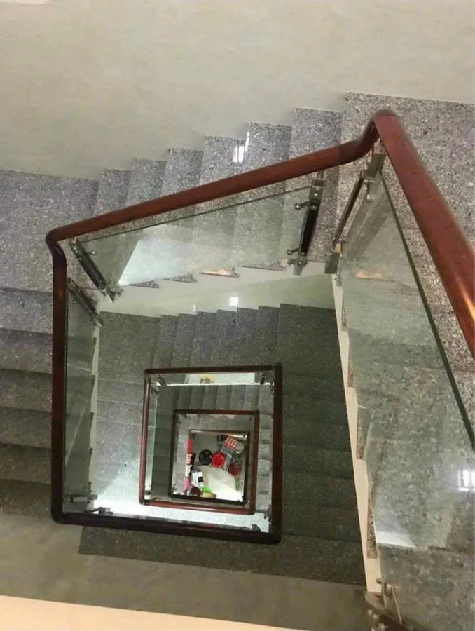 BÁN GẤP NHÀ MẶT TIỀN Đường số 3 72 mét 5 tầng  dt:: (4 x18) giá mềm 15 tỷ Quận 6 Hồ Chí Minh.- Kết - Ảnh 4