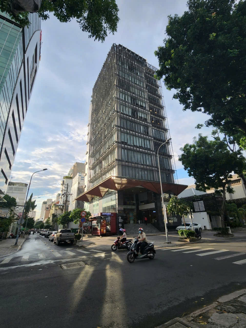 CHUYỂN NHƯỢNG TÒA NHÀ GÓC 2 MẶT TIỀN – VỊ TRÍ TRUNG TÂM QUẬN 1<br>📍 56 Nguyễn Đình Chiểu giao Phan - Ảnh 1